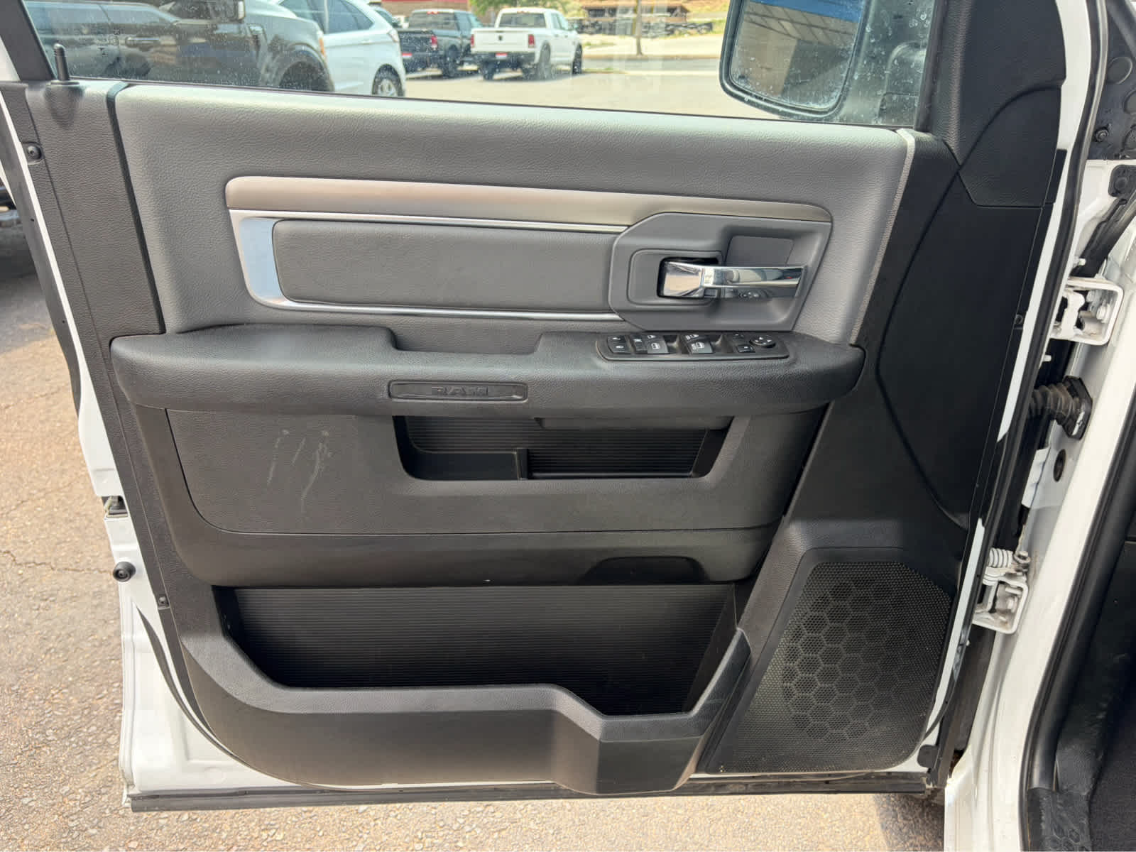 2024 RAM 1500 Classic SLT