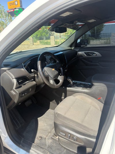 2022 Chevrolet Traverse LT Cloth