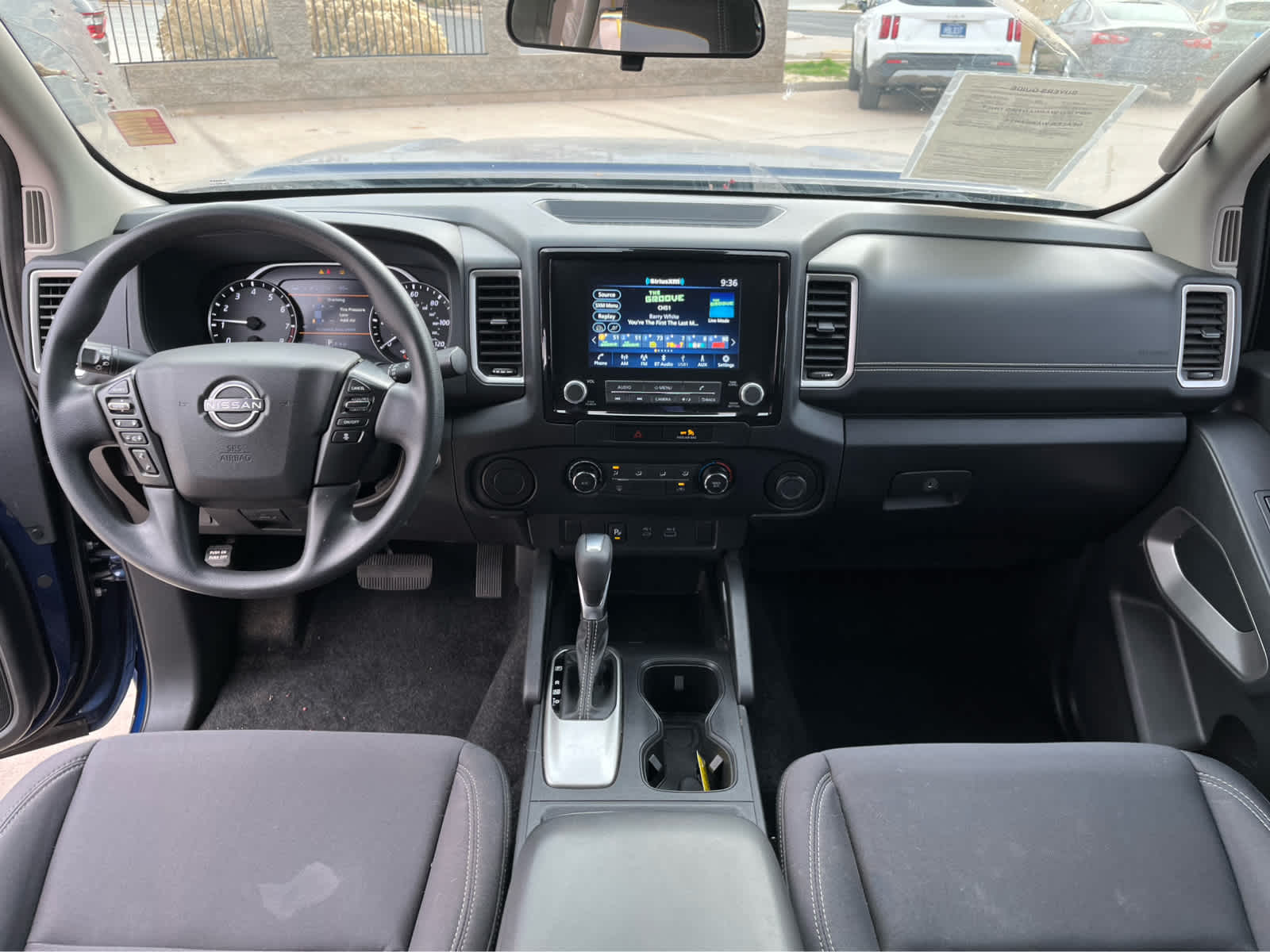 2022 Nissan Frontier SV