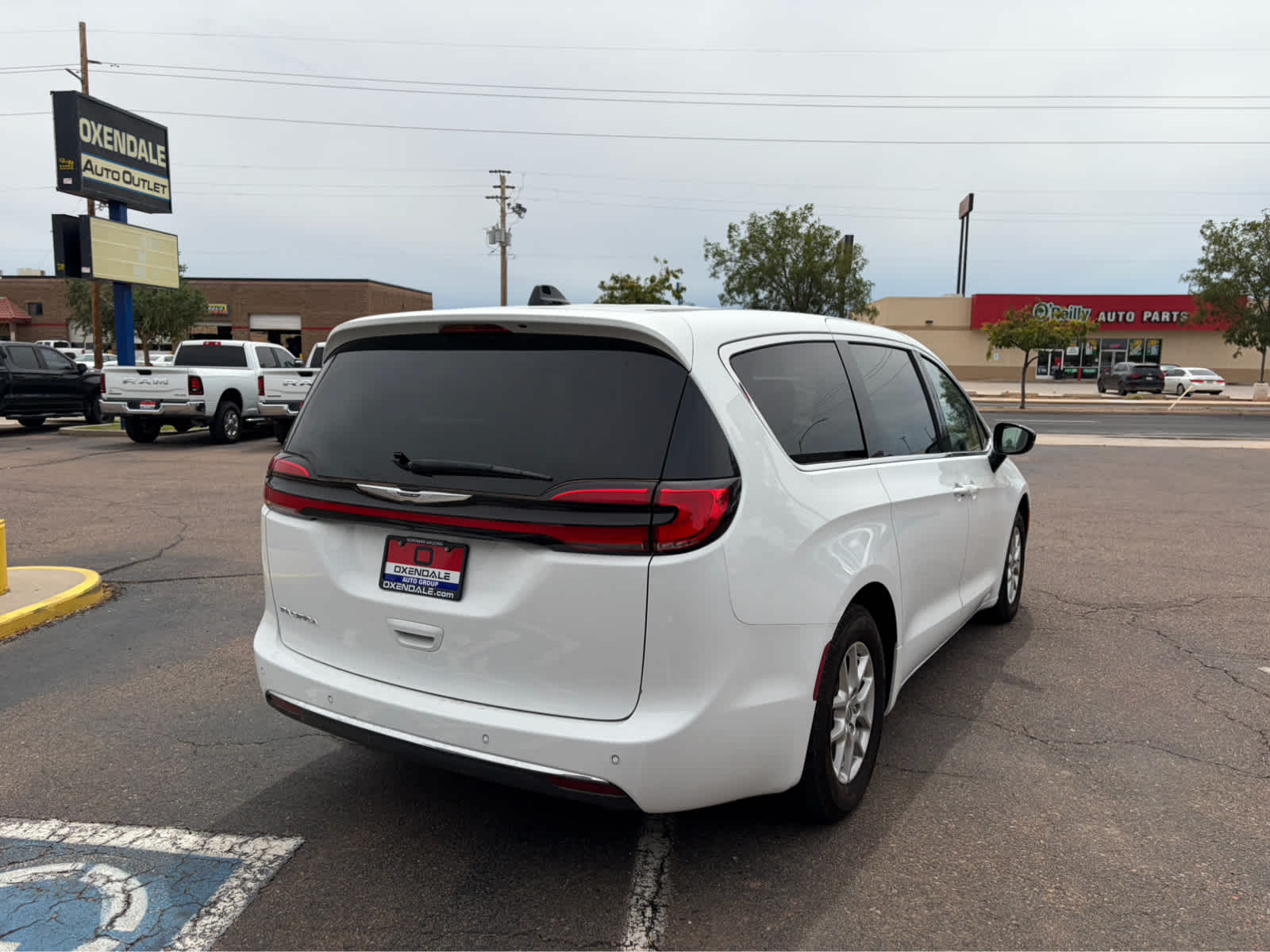 2024 Chrysler Pacifica Touring L