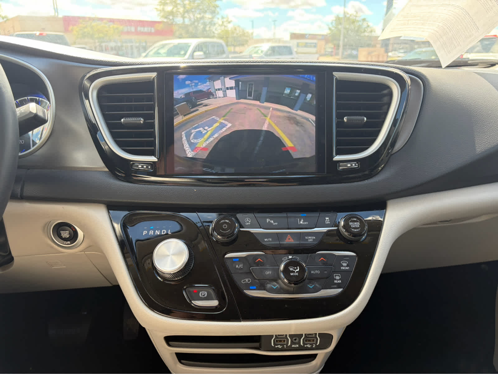 2024 Chrysler Pacifica Touring L