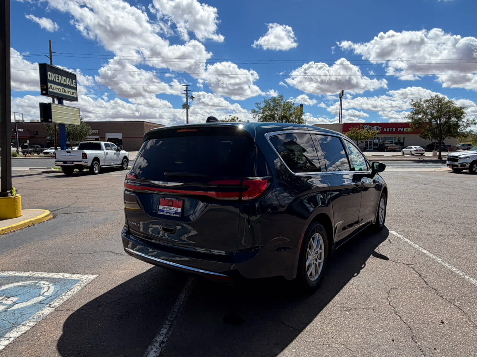 2024 Chrysler Pacifica Touring L