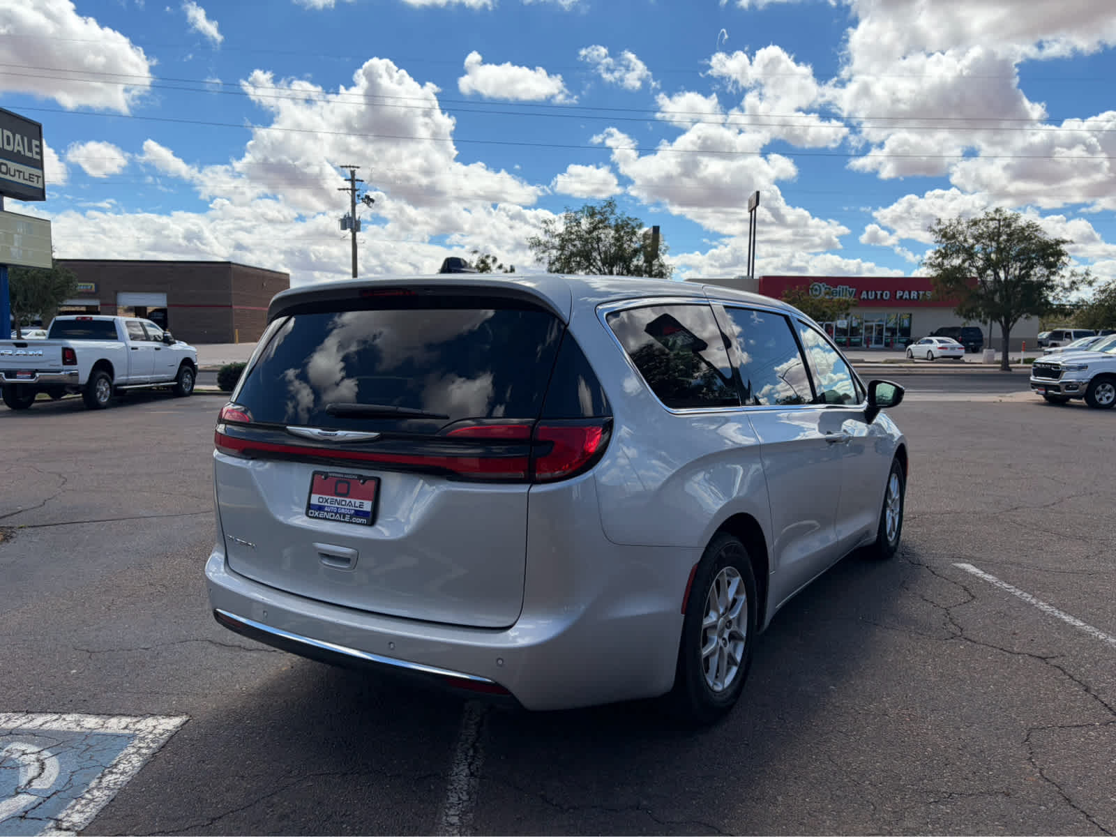 2024 Chrysler Pacifica Touring L