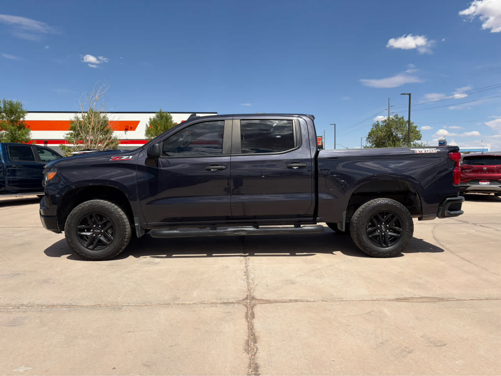 2023 Chevrolet Silverado 1500 Custom Trail Boss