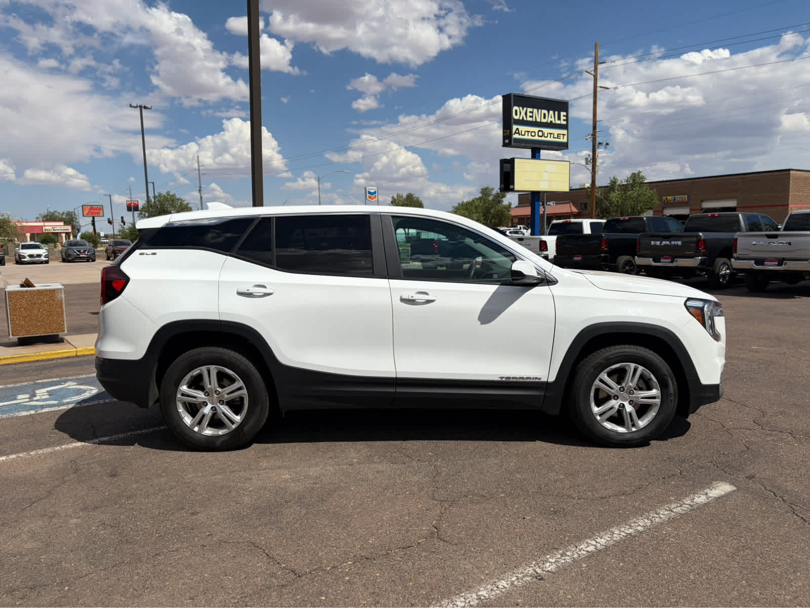 2024 GMC Terrain SLE