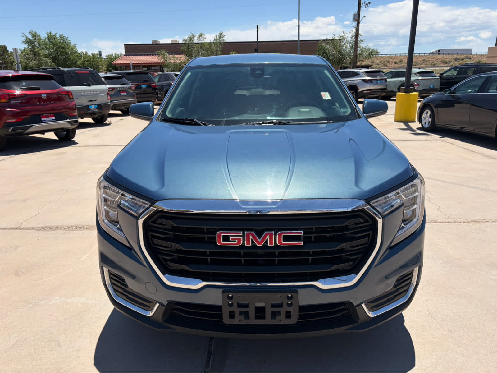 2024 GMC Terrain SLE