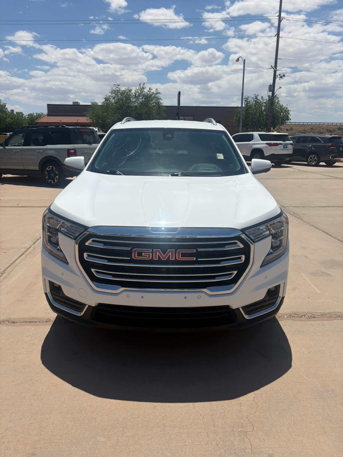2023 GMC Terrain SLT