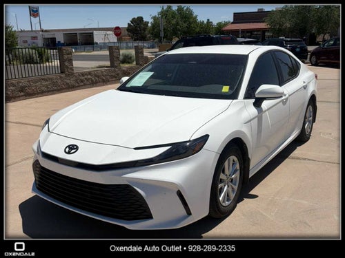 2025 Toyota Camry LE
