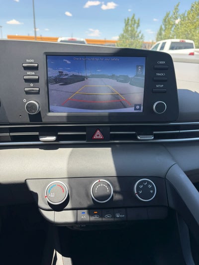 2021 Hyundai Elantra SE