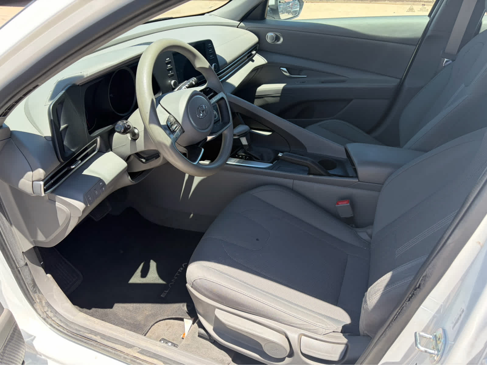2021 Hyundai Elantra SE